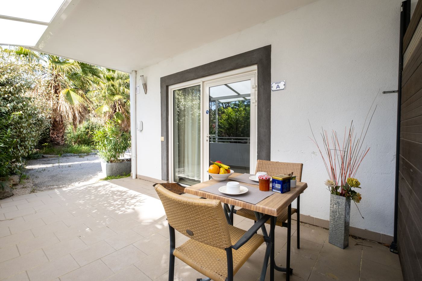 Appartement T2 accessible (PMR), 50 m² — la terrasse